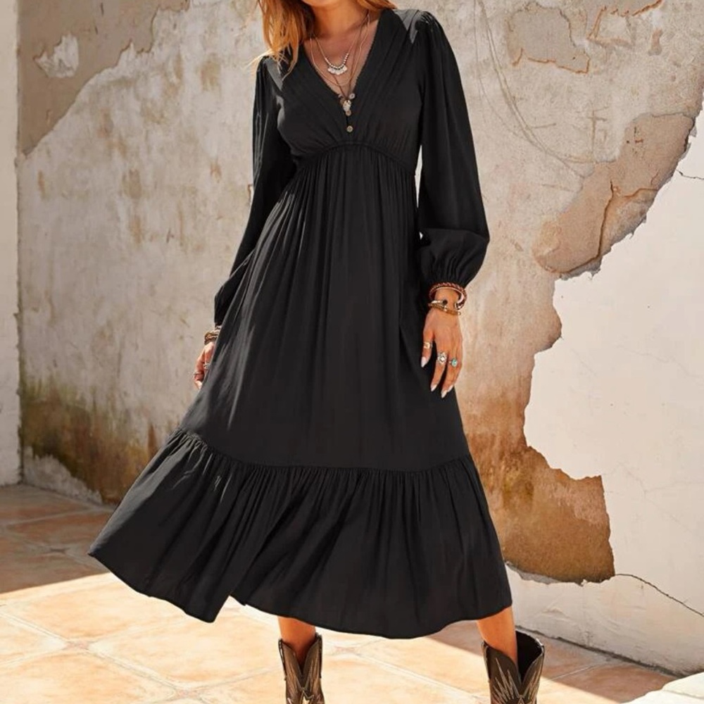 Long sleeve v-neck ruffle tiered maxi dress - Picture 3 of 6